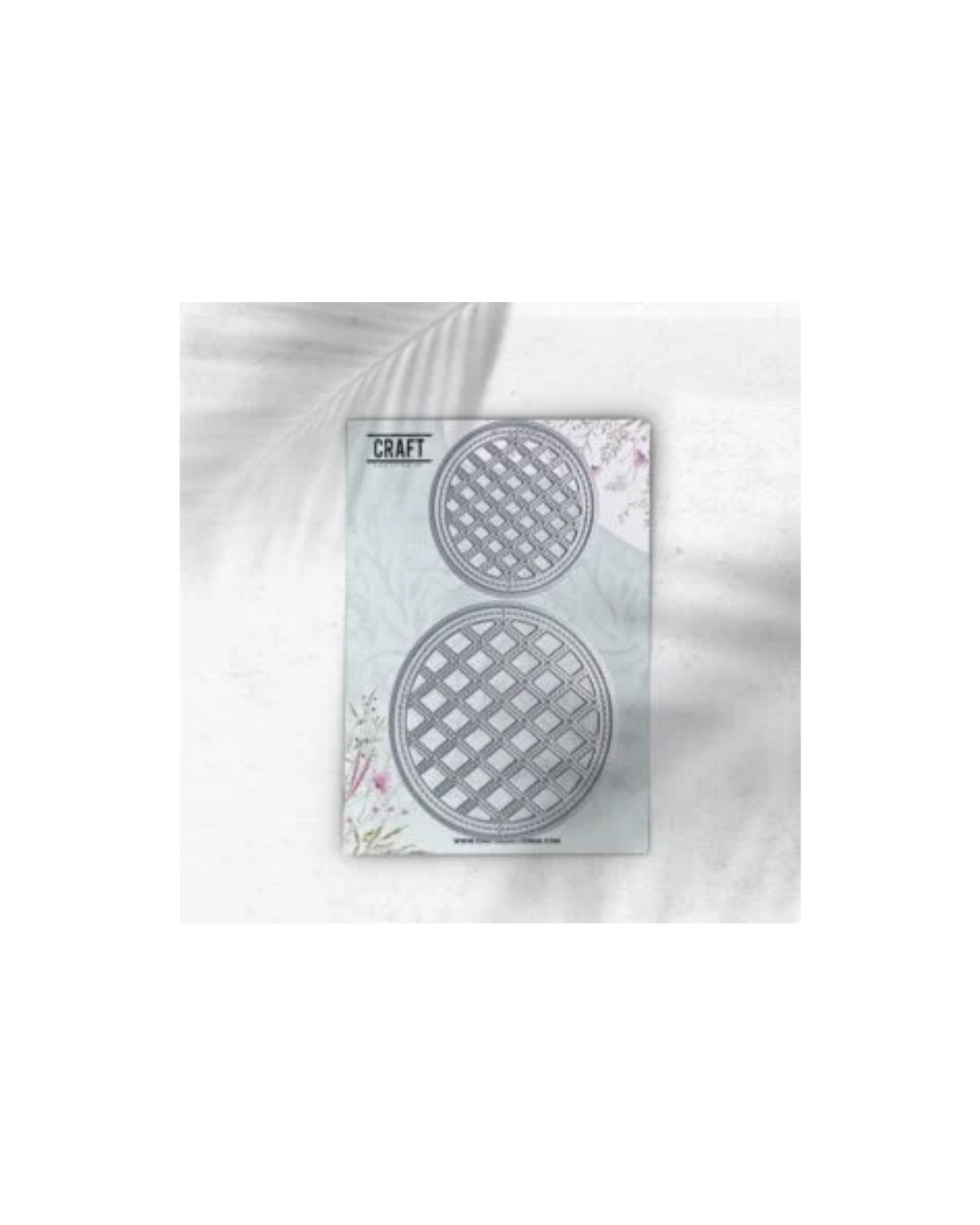 Stitched Lattice Layer Circle Die