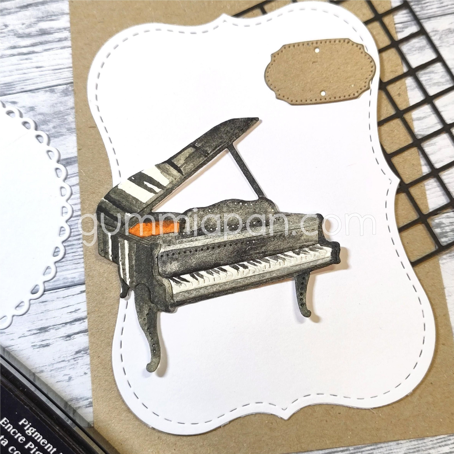 Grand Piano Die